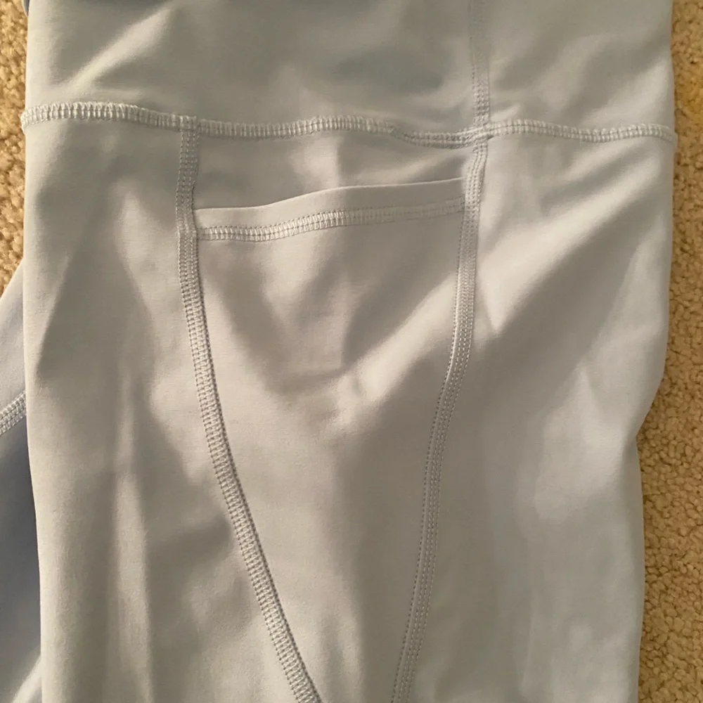 Old Navy Active Leggings Bundle - Picture 4 of 7